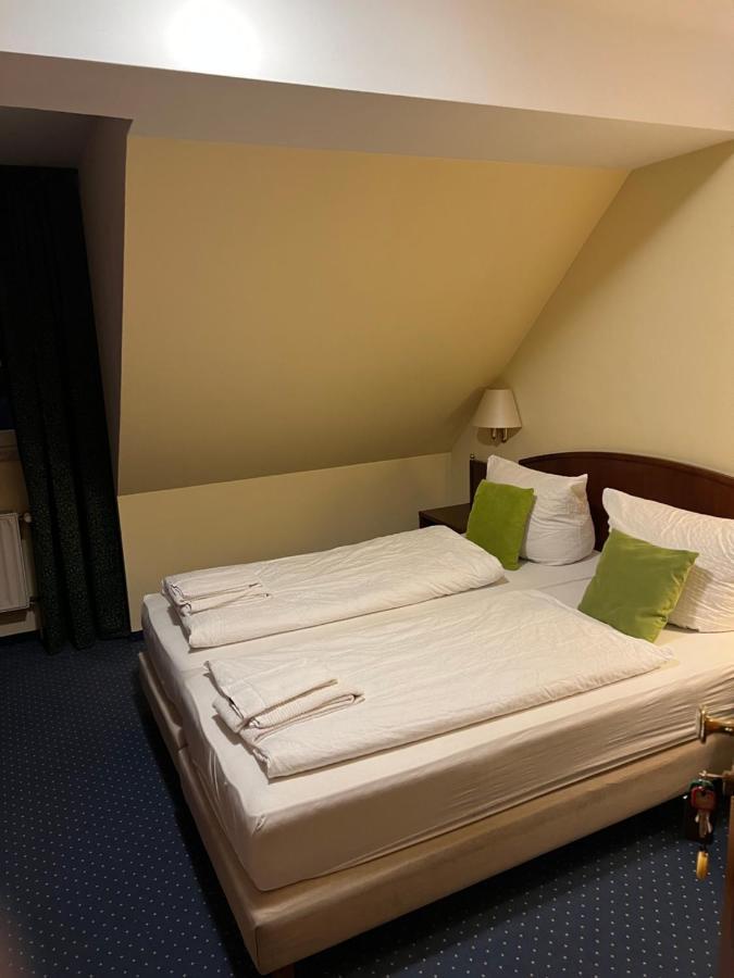 Hotel Am Schloss - Frankfurt An Der Oder 외부 사진