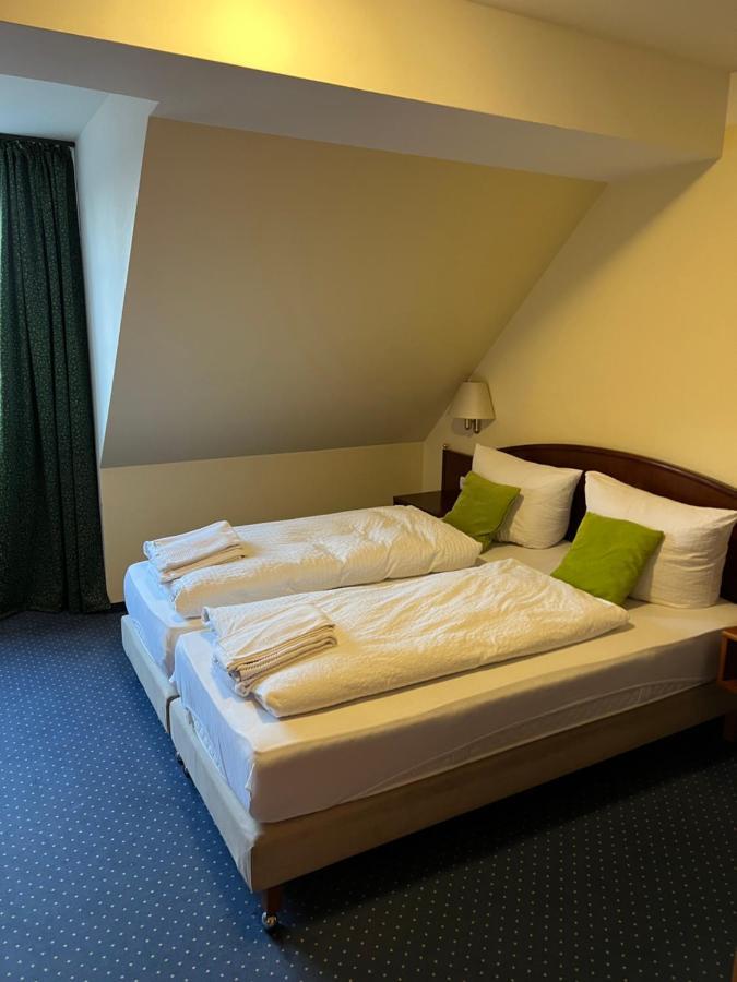 Hotel Am Schloss - Frankfurt An Der Oder 외부 사진