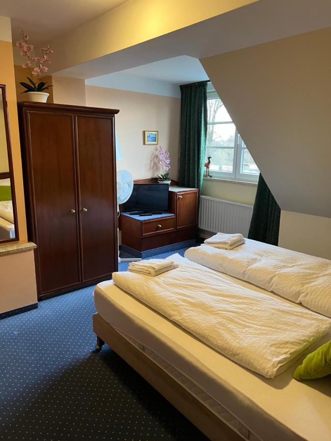 Hotel Am Schloss - Frankfurt An Der Oder 외부 사진